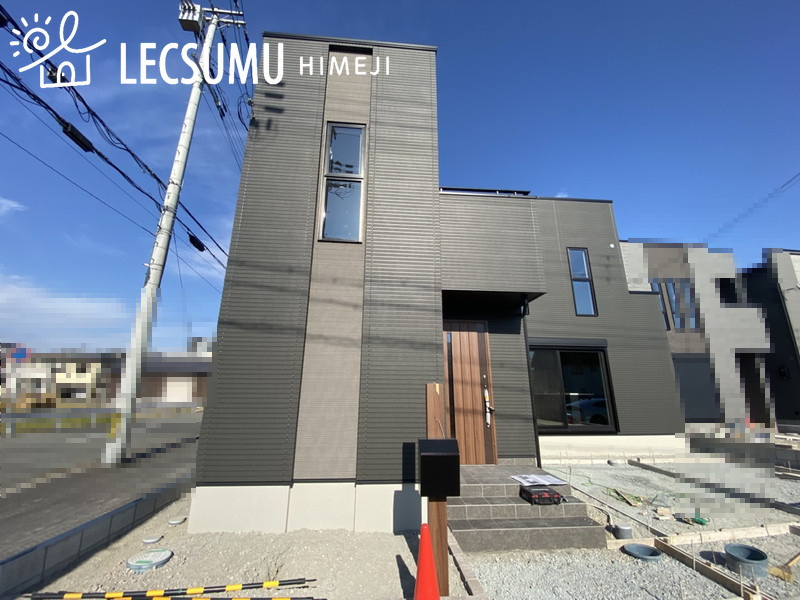 姫路市継Ⅱ／全３棟の外観|同社施工例