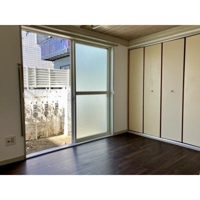 【居間・リビング】 | 洋室