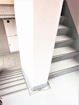 【その他共用部分】 | ダイヤモンドスクエア桜台／ダイヤモンドスクエアサクラダイ | 共用階段