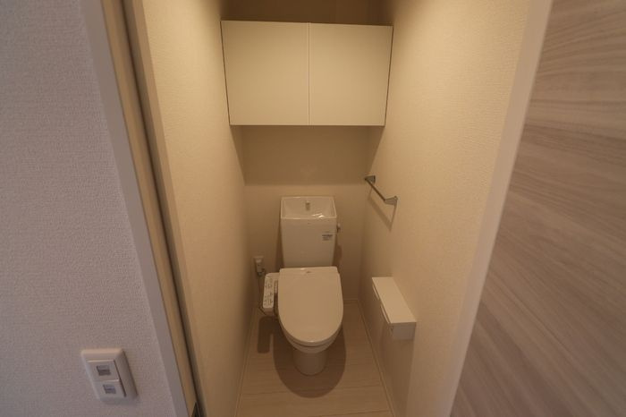 D-ROOM　FIRST　大善寺駅前のトイレ|嬉しい温水洗浄便座付き♪