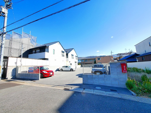 やましんモータープールの駐車場