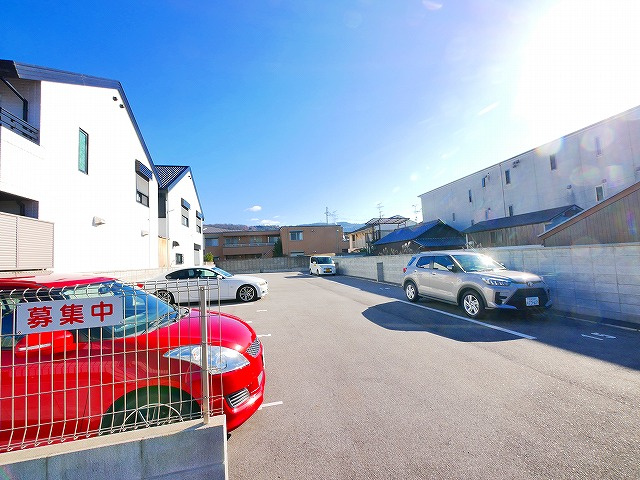 やましんモータープールの駐車場