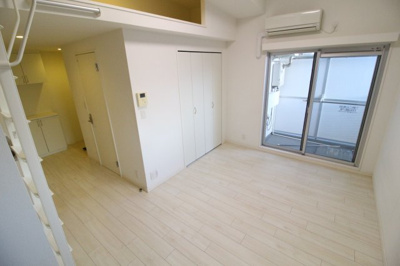 【居間・リビング】 | 新長田BENEFIC