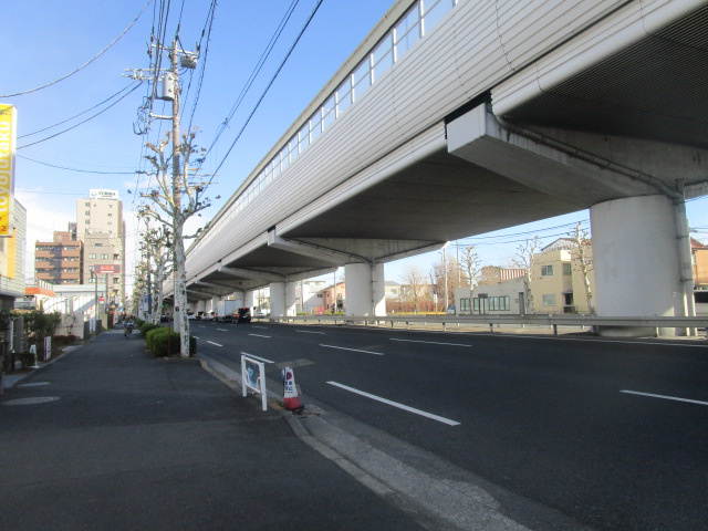 江戸川区篠崎町７丁目の倉庫の周辺