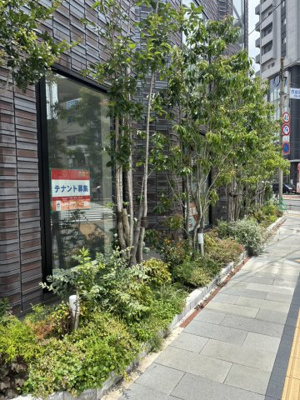 【外観】 | 夢見る街角　１Fテナント