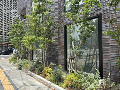 【外観】 | 夢見る街角　１Fテナント