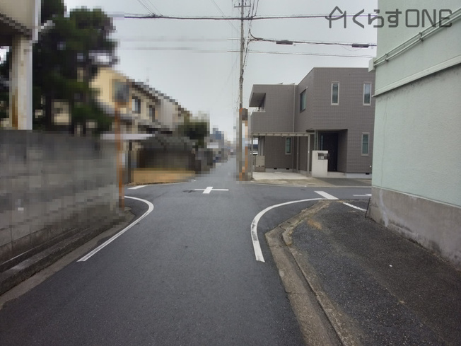 【前面道路含む現地写真】 | 姫路市楠町／中古戸建