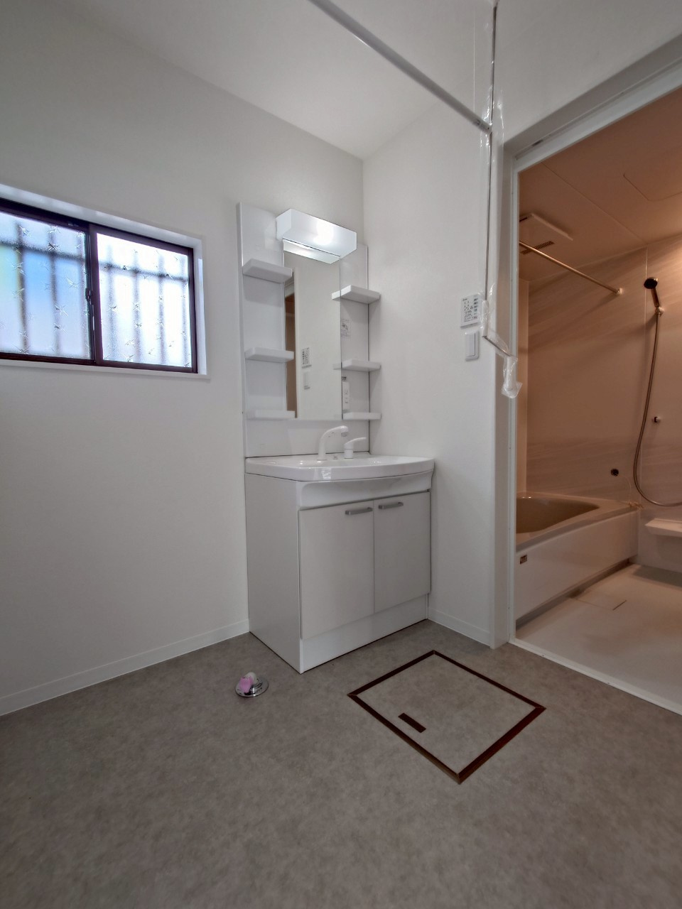 【独立洗面台】の画像