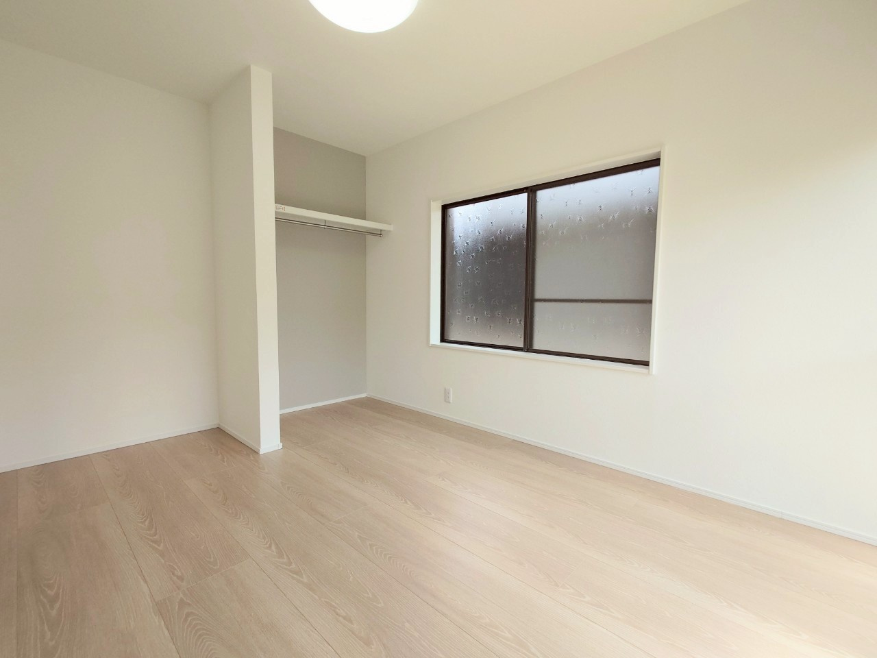 RESET HOUSE－リセットハウス小倉南区朽網西１丁目　【小倉南区　中古戸建て】の洋室|5.5帖洋室は趣味に没頭できる、家族だけのプライベート空間に♪【小倉南区　中古戸建　リノベーション】