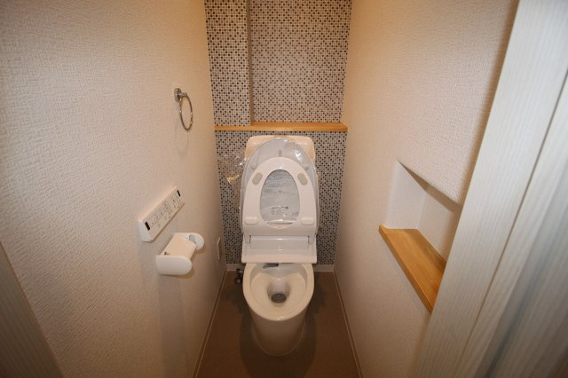 潮新町　新築戸建　のトイレ|1Ｆ