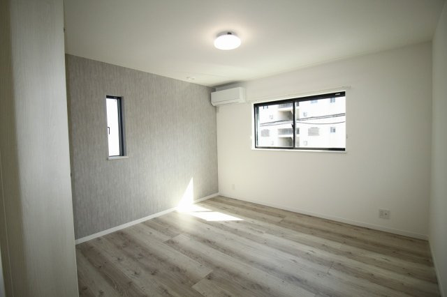 潮新町　新築戸建　の洋室|2Ｆ　南東の部屋　8.0帖