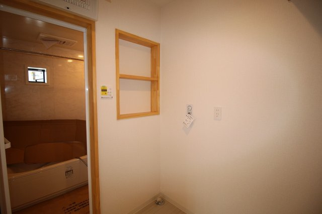 潮新町　新築戸建　の脱衣所