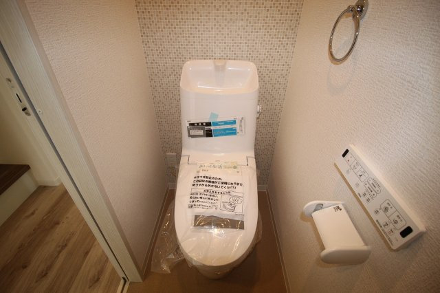 潮新町　新築戸建　のトイレ|2Ｆ