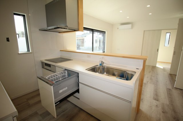 潮新町　新築戸建　のキッチン|食器洗浄乾燥機