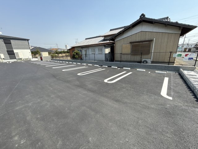 リアン２５の駐車場