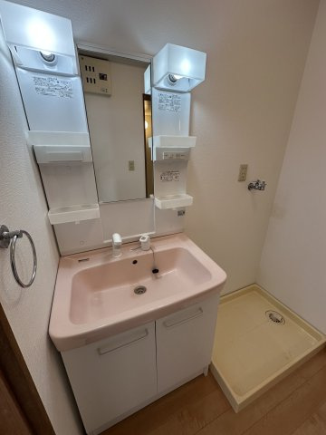 アーバンハイツ中道の独立洗面台