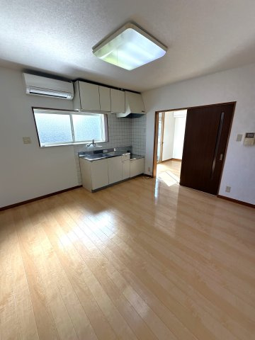 アーバンハイツ中道の居間・リビング