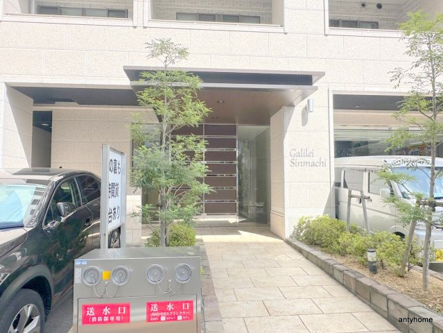 ガリレイ新町　仲介手数料無料のエントランス