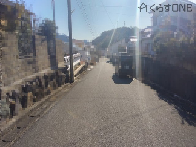 【前面道路含む現地写真】 | 姫路市白鳥台3丁目／中古戸建