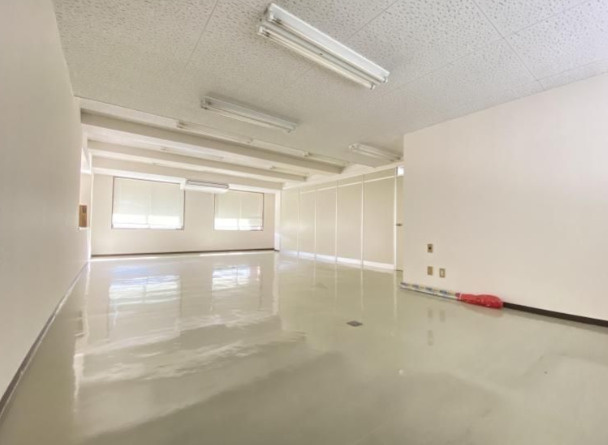 甲賀市水口町虫生野中央の事務所の内装