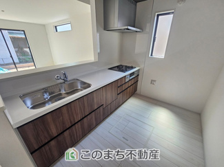 【キッチン】 | GRAFARE宇都宮市上戸祭町3期　1号棟 | 人気の対面式キッチン☆料理をしながらご家族とコミュニケーションが取れます♪