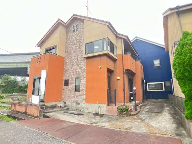 名古屋市中川区富田町大字千音寺字供木の中古一戸建
