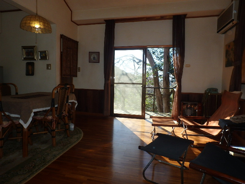 S1563H　吉佐美中古住宅の居間・リビング