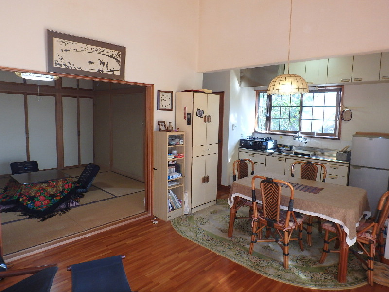 S1563H　吉佐美中古住宅の居間・リビング