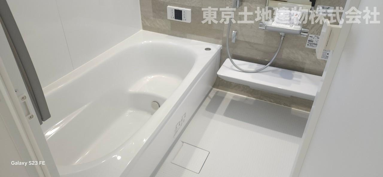 MOCXGARDEN前橋三俣町　1号地の浴室|足を伸ばせるほどの広々とした浴室
ご家族のコミュニケーションもUPするリビング階段