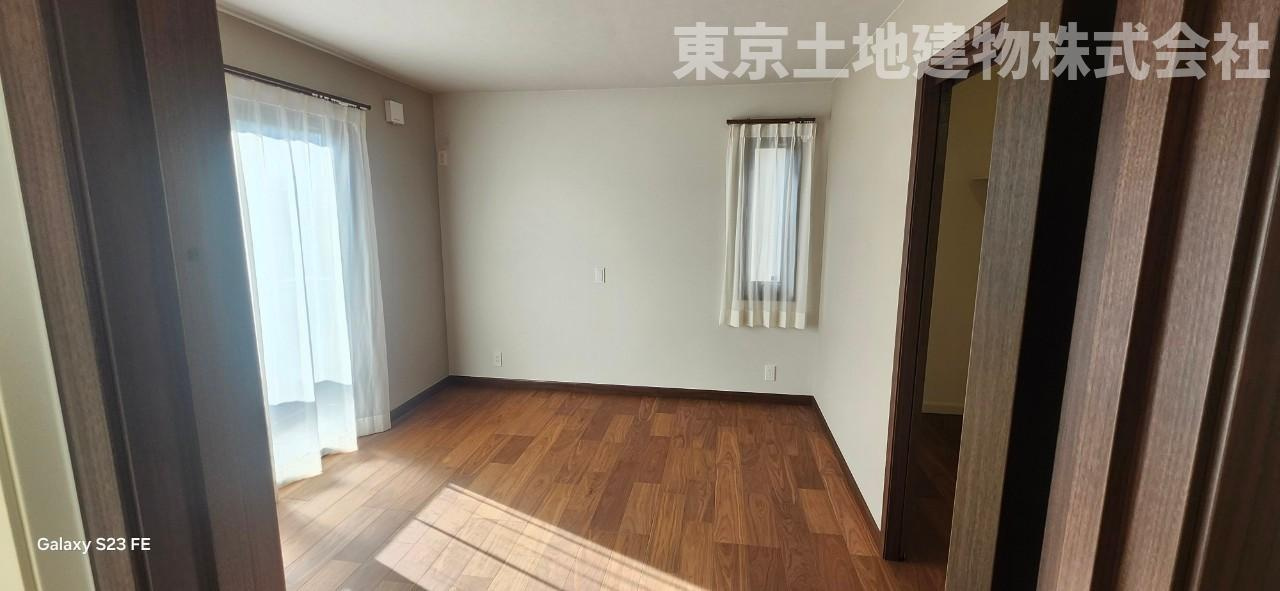 MOCXGARDEN前橋三俣町　1号地の洋室|【2階/7帖洋室】陽当たり良好♪
ご家族のコミュニケーションもUPするリビング階段