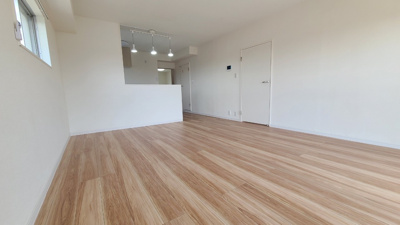 【居間・リビング】 | 西千葉グリーンハイツ　1号棟 | ※同社施工例です