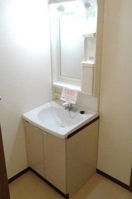 【玄関】 | ラフィーネ立花Ｂ