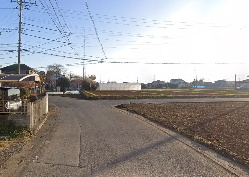 【土地】鶴ヶ島市太田ヶ谷建築条件無し売地の前面道路含む現地写真|前面道路6ｍあり車の出し入れも楽々です！