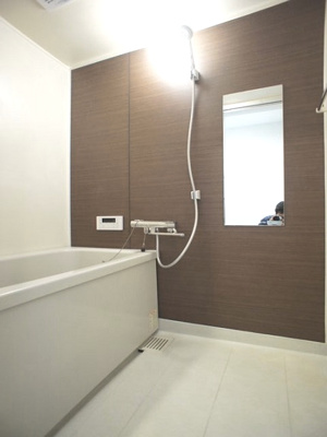 【浴室】 | ルナコートⅢ | 追い焚き機能付きです♪