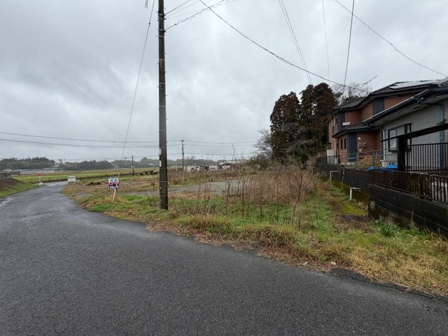 都城市南横市町の売地の前面道路含む現地写真