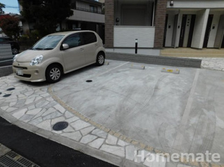 【駐車場】