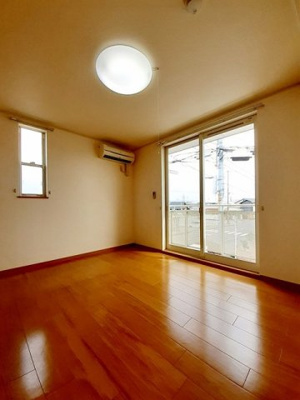 【内装】 | ジェルメ | 中はこのようになっています
