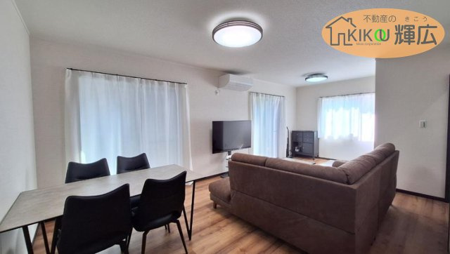 【居間・リビング】 | 高砂市金ケ田町　中古戸建