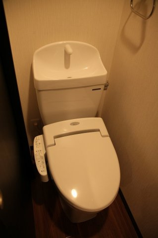 【トイレ】 | エスポワール | 清潔感のあるトイレです※写真は類似です