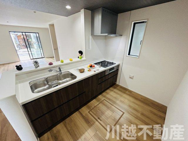 ドラッグストア徒歩3分のキッチン|経験豊富なスタッフがわかりやすくご案内いたします