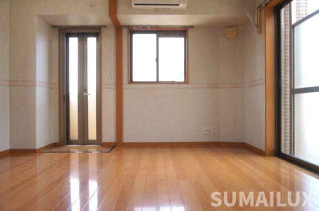 熊本市中央区水前寺３丁目の賃貸マンションの居間・リビング