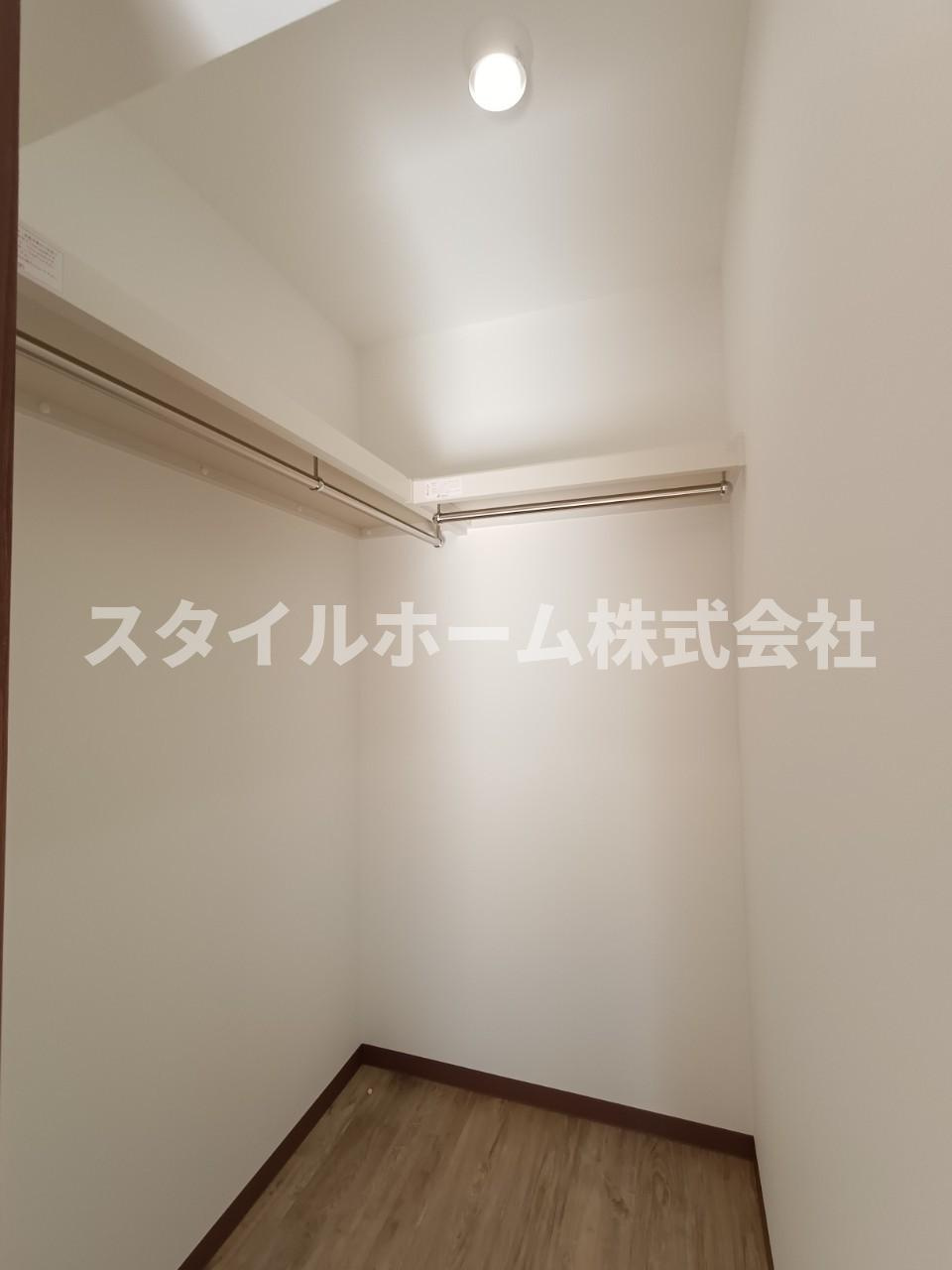 ルーチェの収納|同建物内別部屋の写真です。