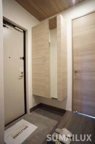 ディールーム清水新地の玄関