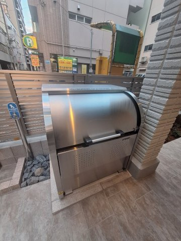クラージュのその他共用部分|★入居者専用ゴミストッカー★