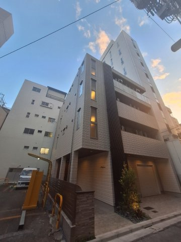 クラージュの外観