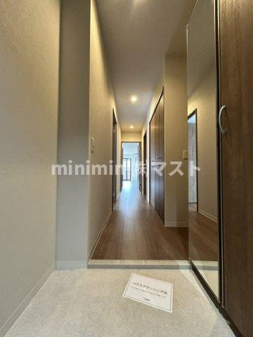 クレアーレ元町の玄関