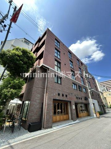 クレアーレ元町の外観