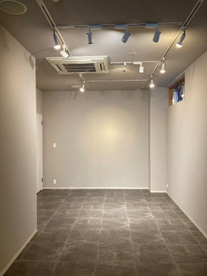 KYビル大名の内装