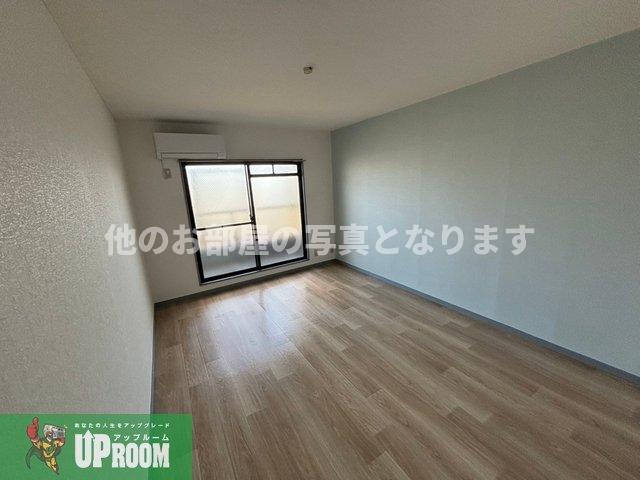 ファミールSの居間・リビング