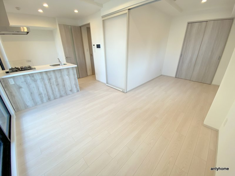 シーズンフラッツ新大阪　仲介手数料無料の洋室